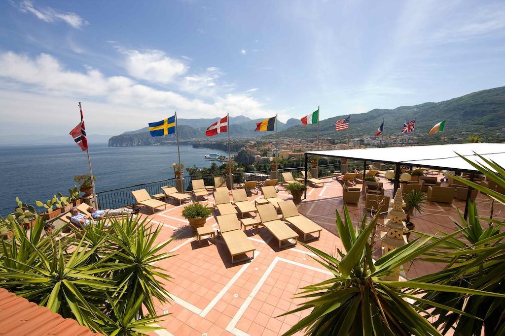 Hotel Bristol Sorrento Dış mekan fotoğraf