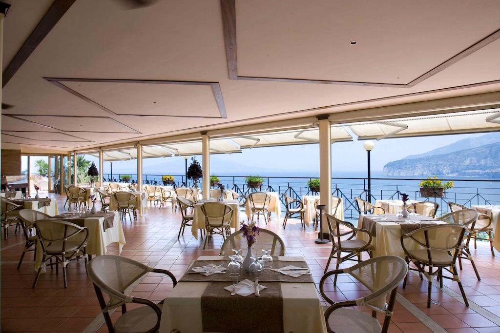 Hotel Bristol Sorrento Dış mekan fotoğraf