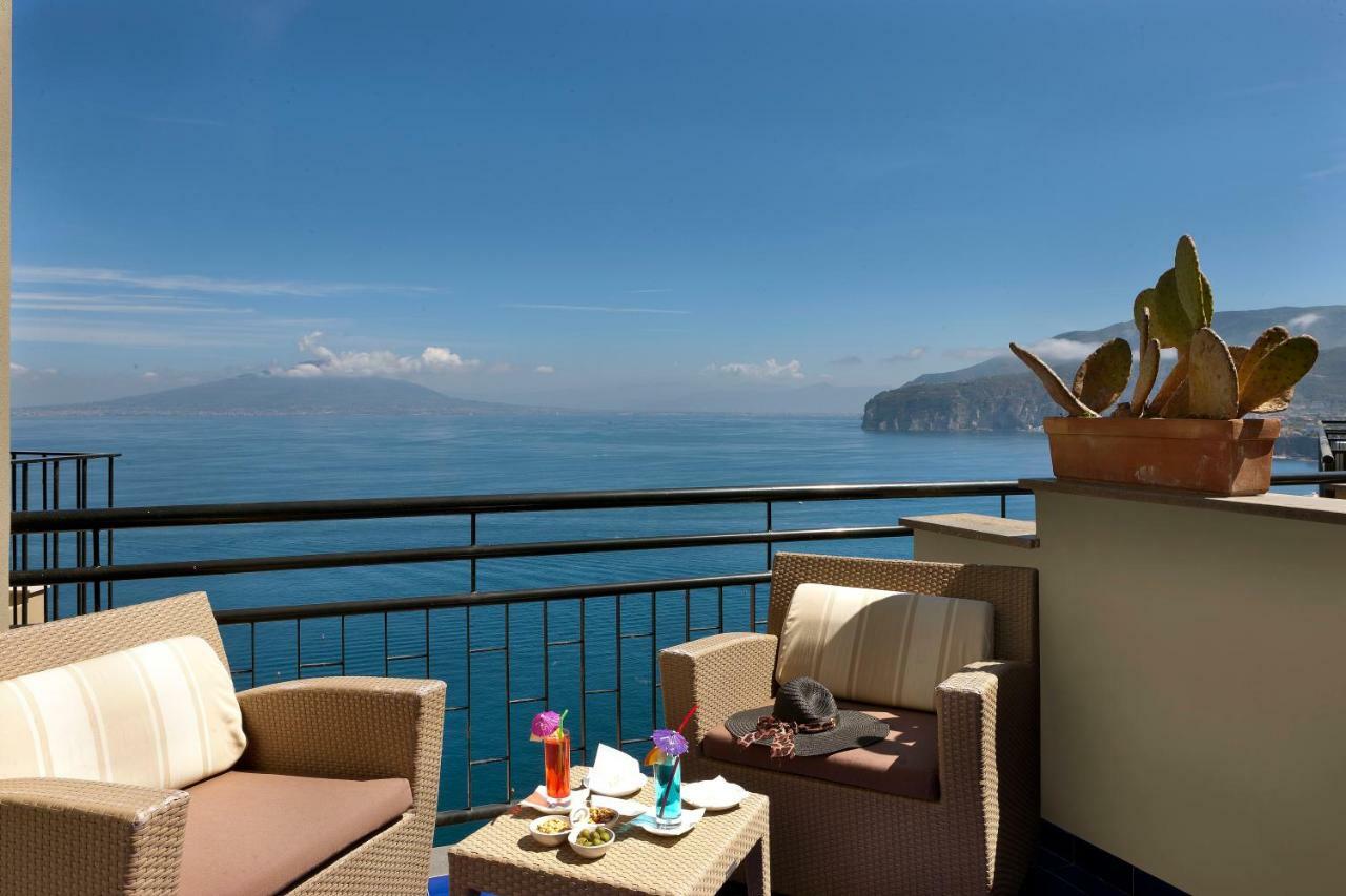 Hotel Bristol Sorrento Dış mekan fotoğraf
