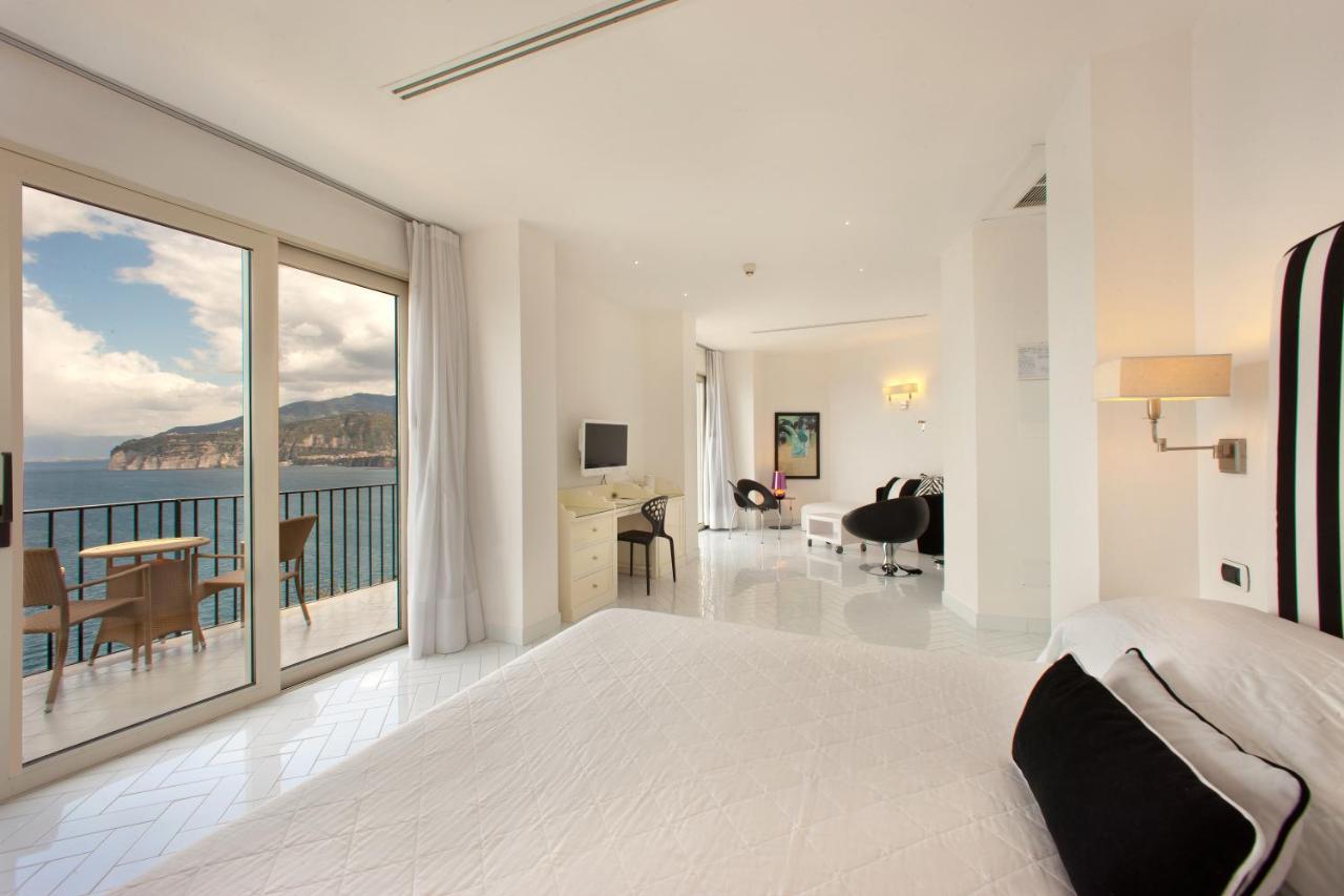 Hotel Bristol Sorrento Dış mekan fotoğraf
